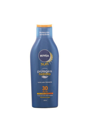 Saulės pienas Protege & Hidrata Nivea SPF 30 (200 ml) 30 (200 ml)