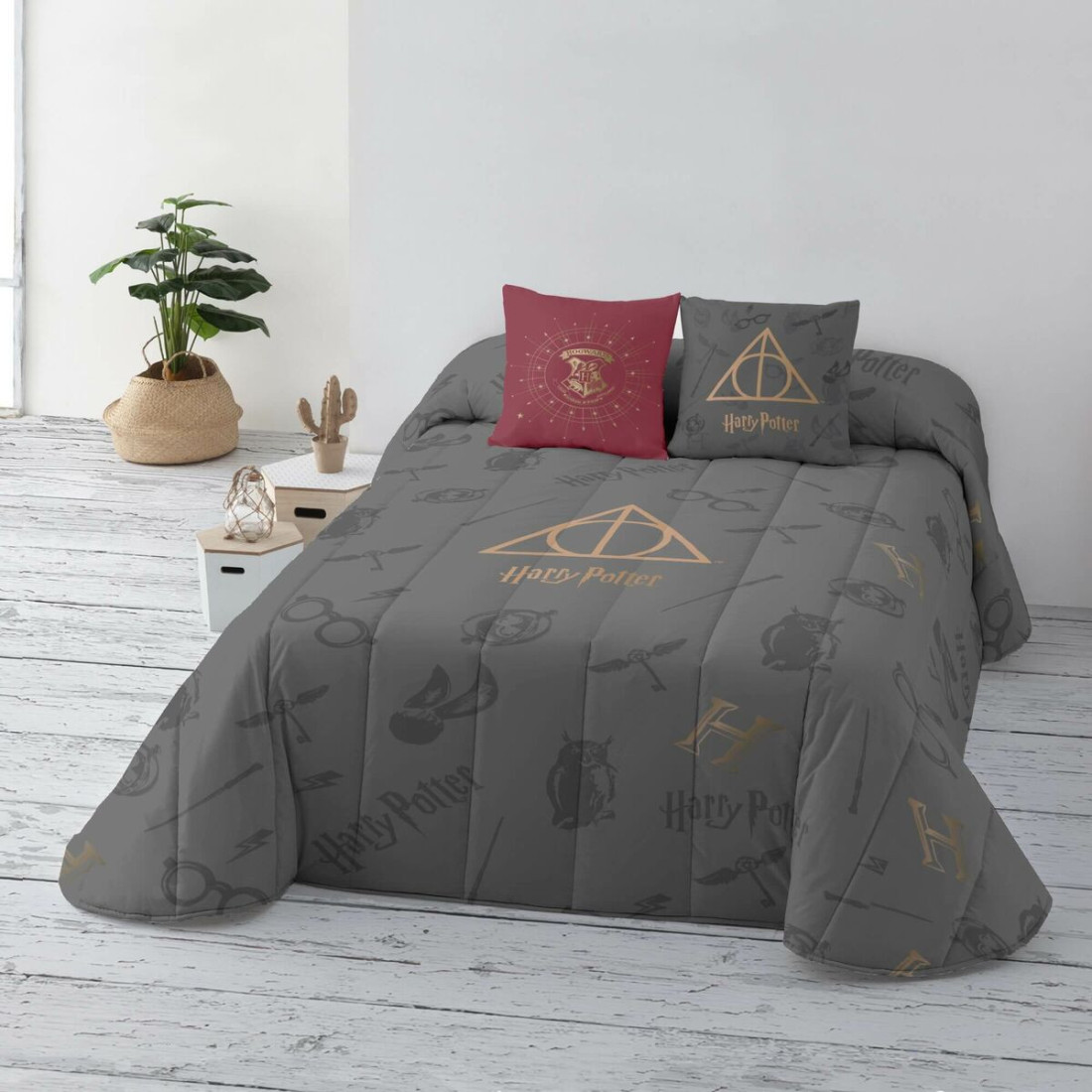 Lovatiesė (antklodė) Harry Potter Deathly Hallows Spalvotas 250 x 270 cm 250 x 3 x 270 cm Lova 150 cm