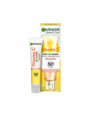 Drėkinantis skystis Garnier Vitamin C - Glow Apsauga nuo dėmių 40 ml