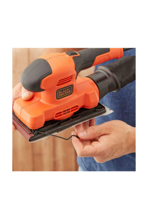 Orbitinis šlifuoklis Black & Decker BEW220 150 W