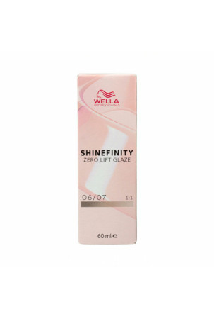 Nuolatinės spalvos dažymo Wella Shinefinity Nº 06/07 (60 ml)